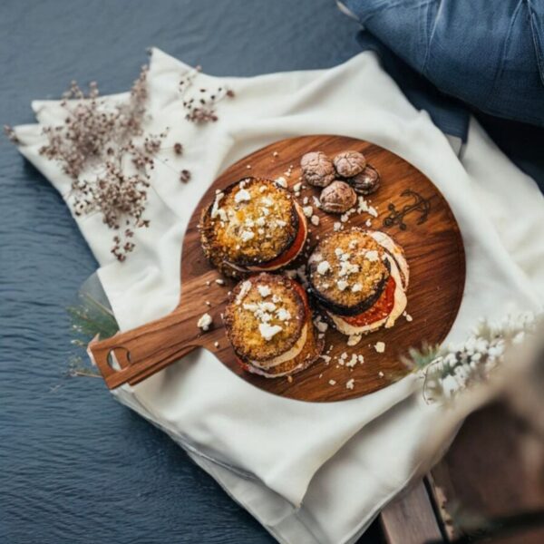 Solid Wood Round Cutting Board Compact